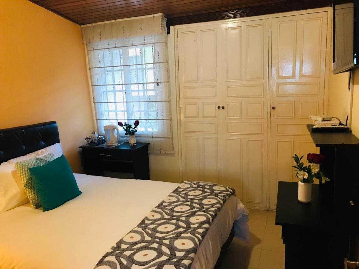 بوغوتا Casa Prada Bed & Breakfast المظهر الخارجي الصورة